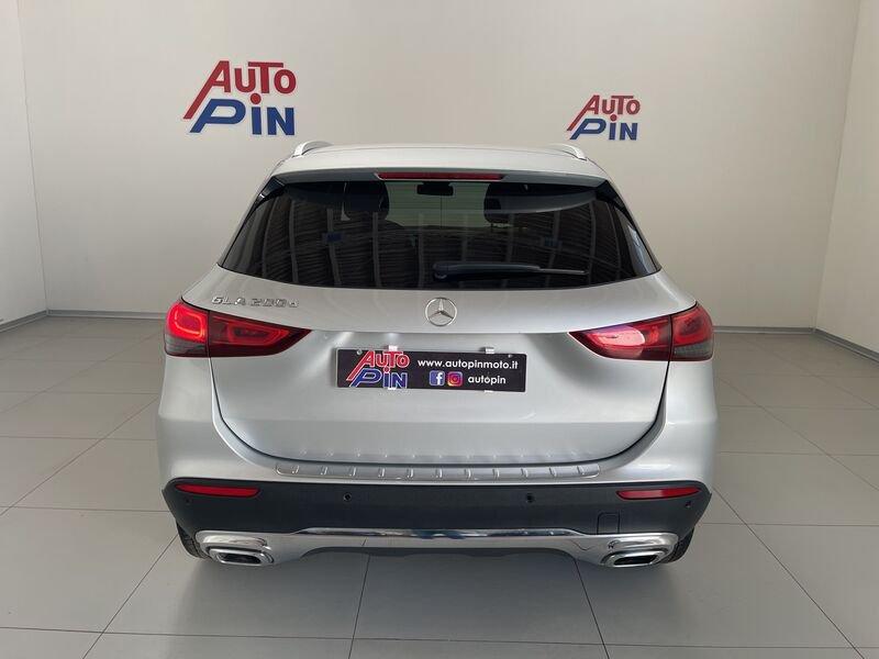 Mercedes-Benz GLA GLA 200 d Automatic Business *iva esposta*