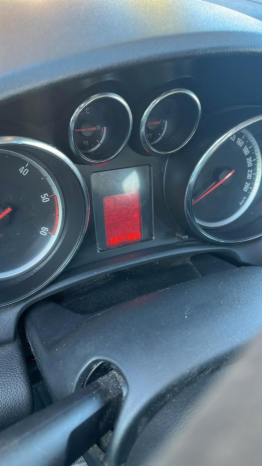 Opel Astra 1.7 CDTI 110CV Sports Tourer Cosmo