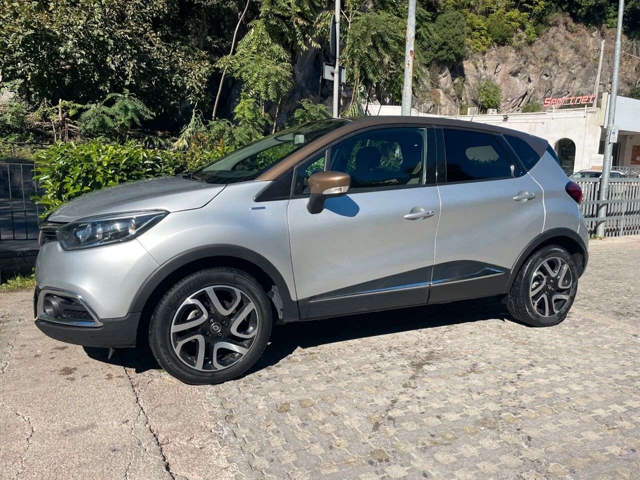 Renault Captur Dci 8v 110 Cv Iconic Navi-telecamera Post.