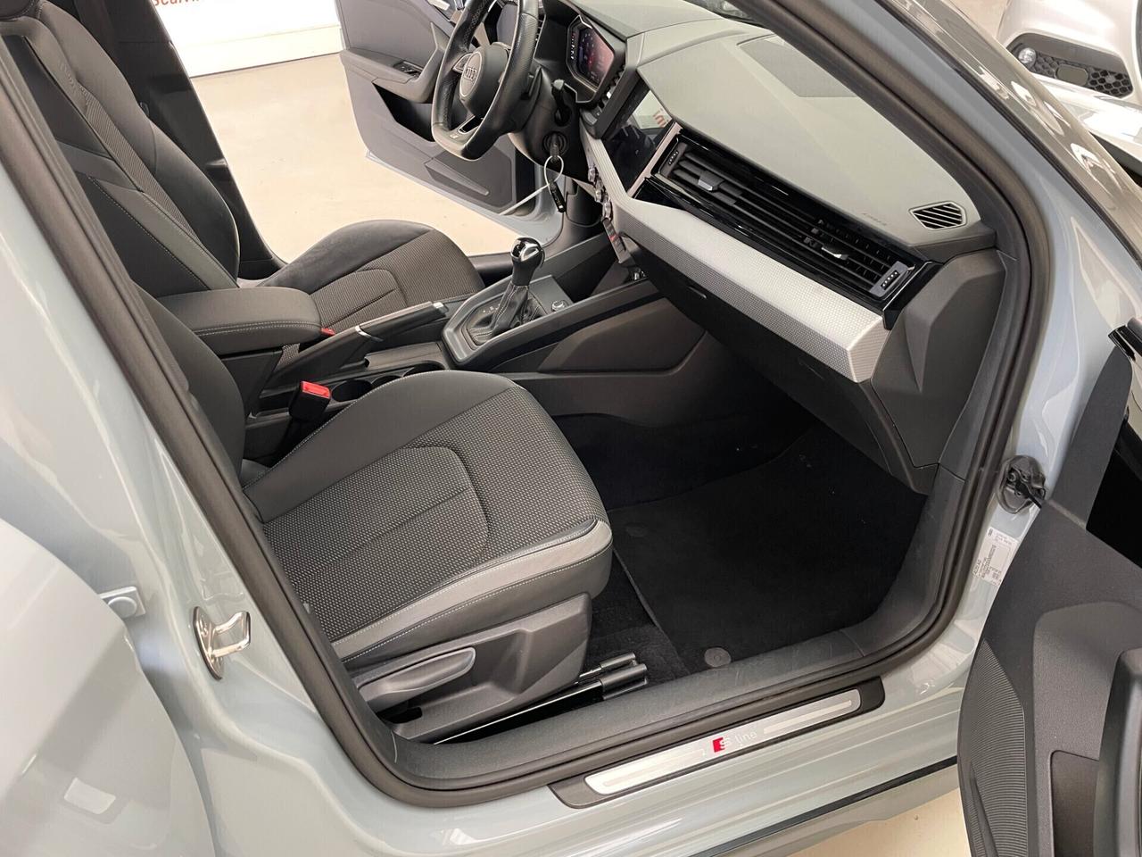 Audi A1 citycarver 1.0 TFSI 110cv S tronic Sline