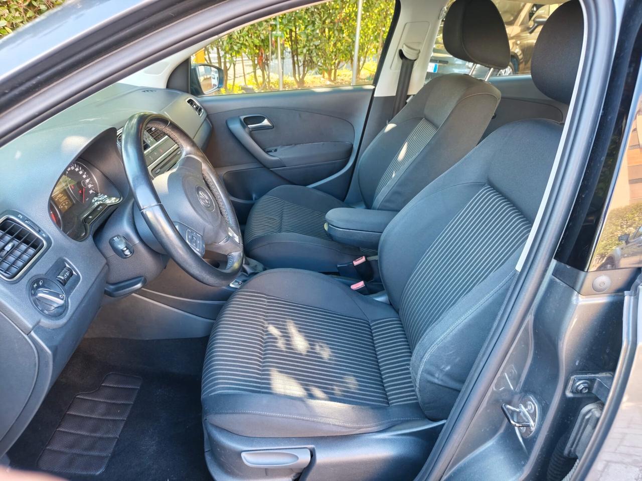 Volkswagen Polo 1.4 DSG 5 porte Highline