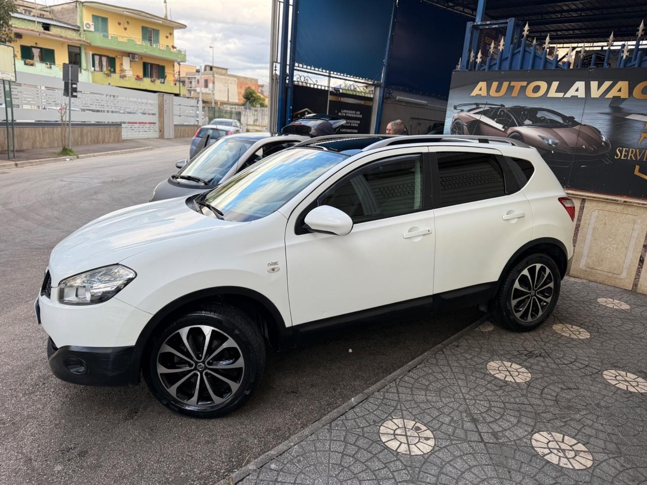 Nissan Qashqai 2.0 dCi DPF Tekna