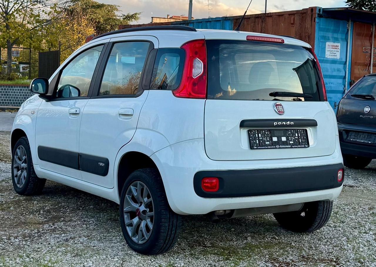 Fiat Panda 0.9 TwinAir Turbo Natural Power Lounge