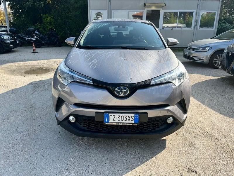 Toyota C-HR 1.8 Hybrid E-CVT Dynamic