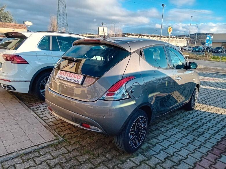 LANCIA YPSILON 1.2 69 CV 5 porte GPL ECOCHIC GOLD UNICO PROPRIETARIO
