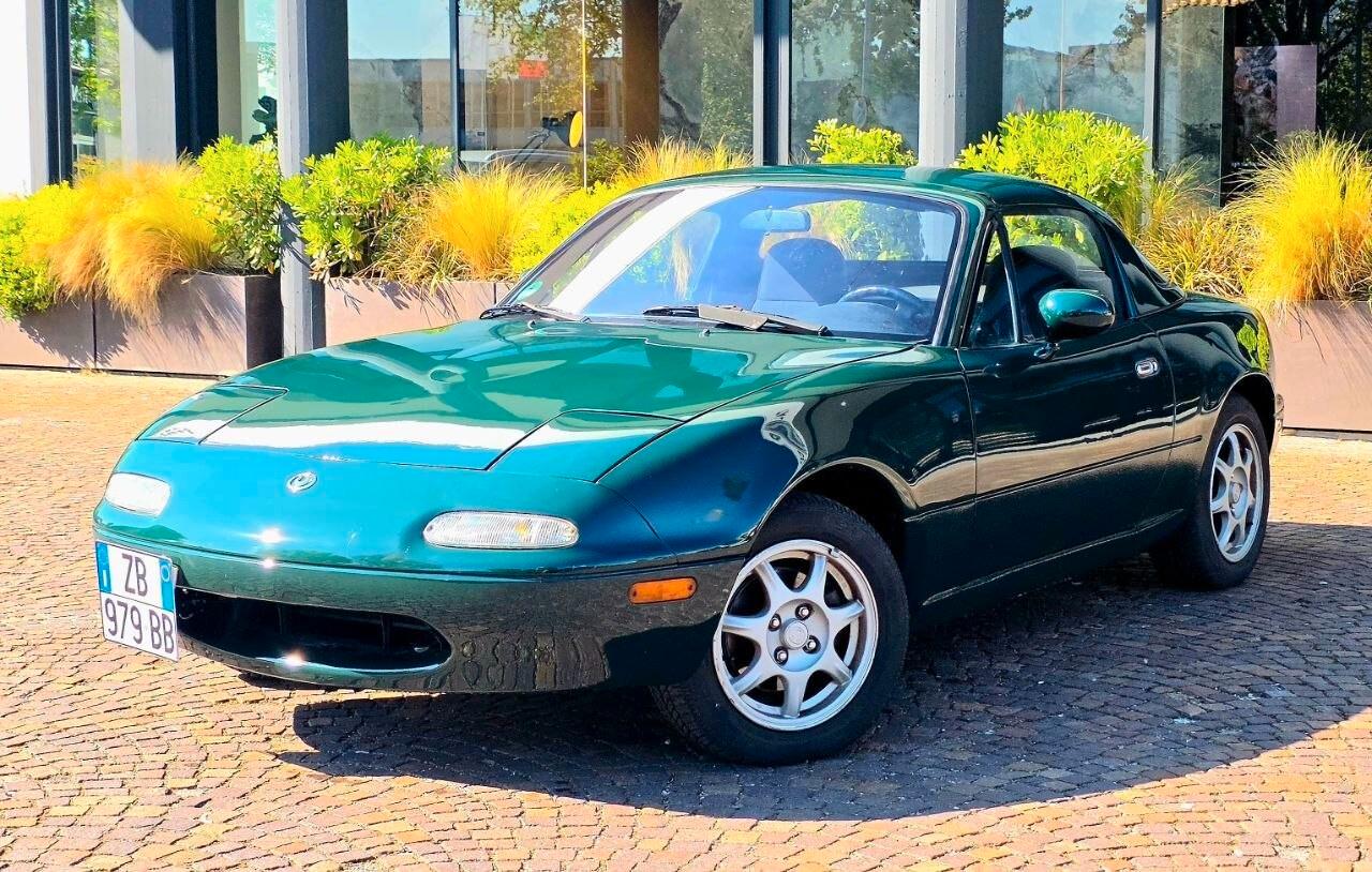 Mazda MX-5 1.8i 16V cat
