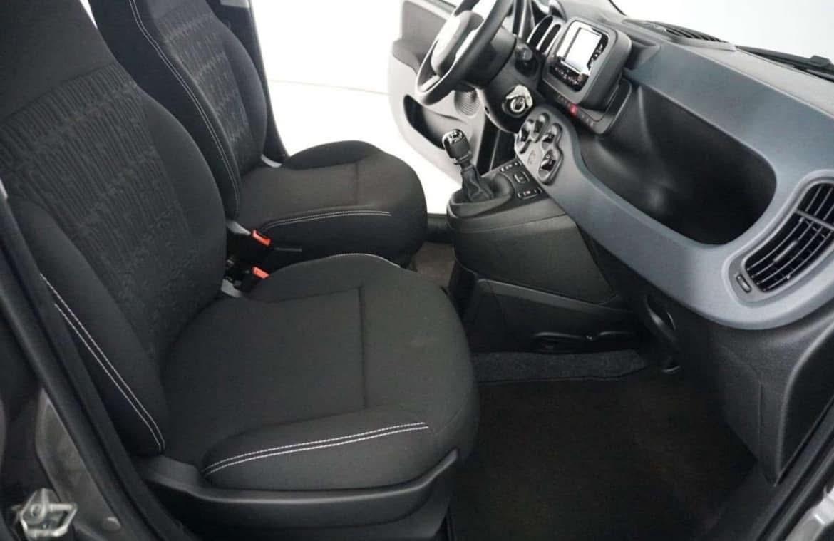 Fiat Panda 1.0 FireFly S&S Hybrid AUTO A NOLEGGIO
