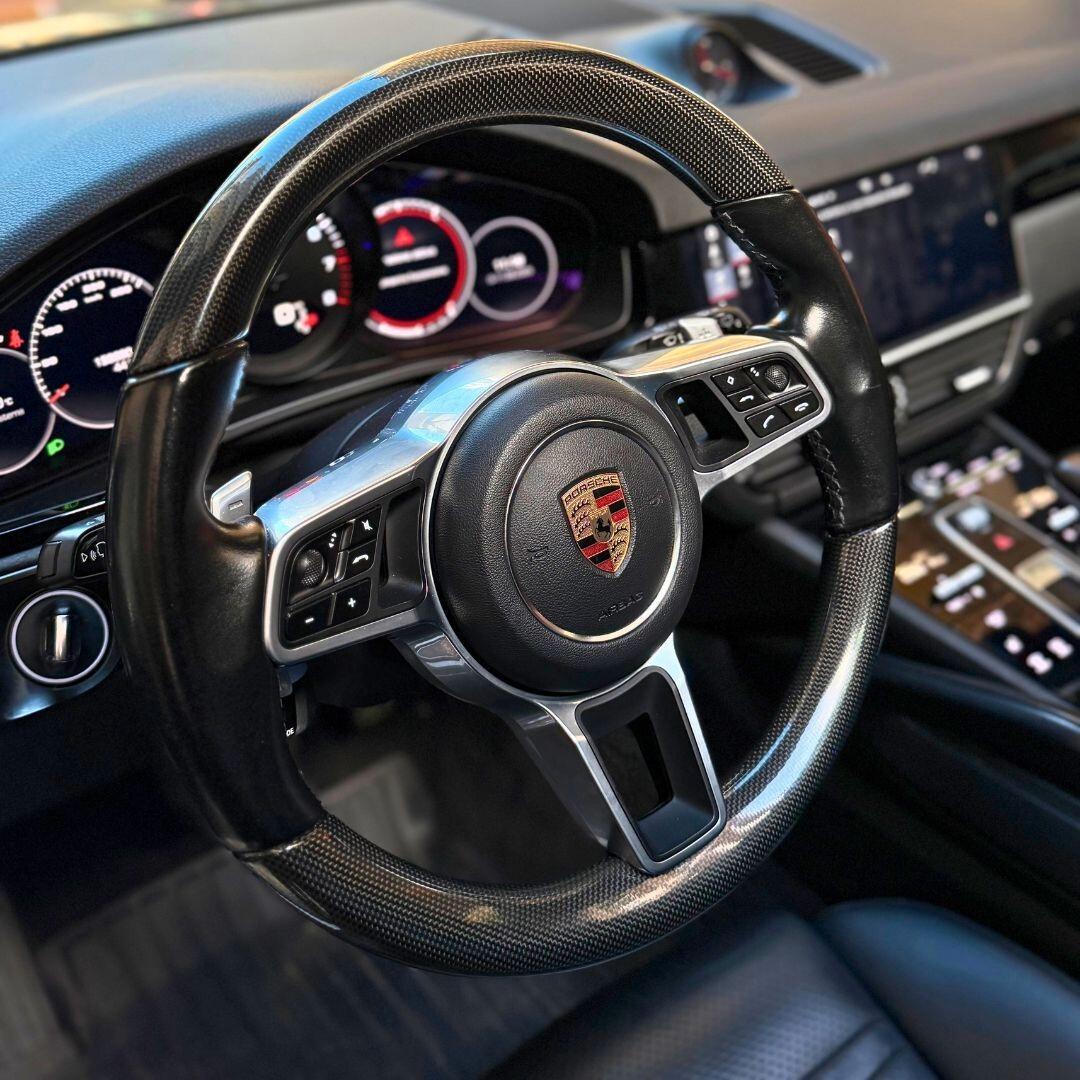 Porsche Cayenne 3.0 V6