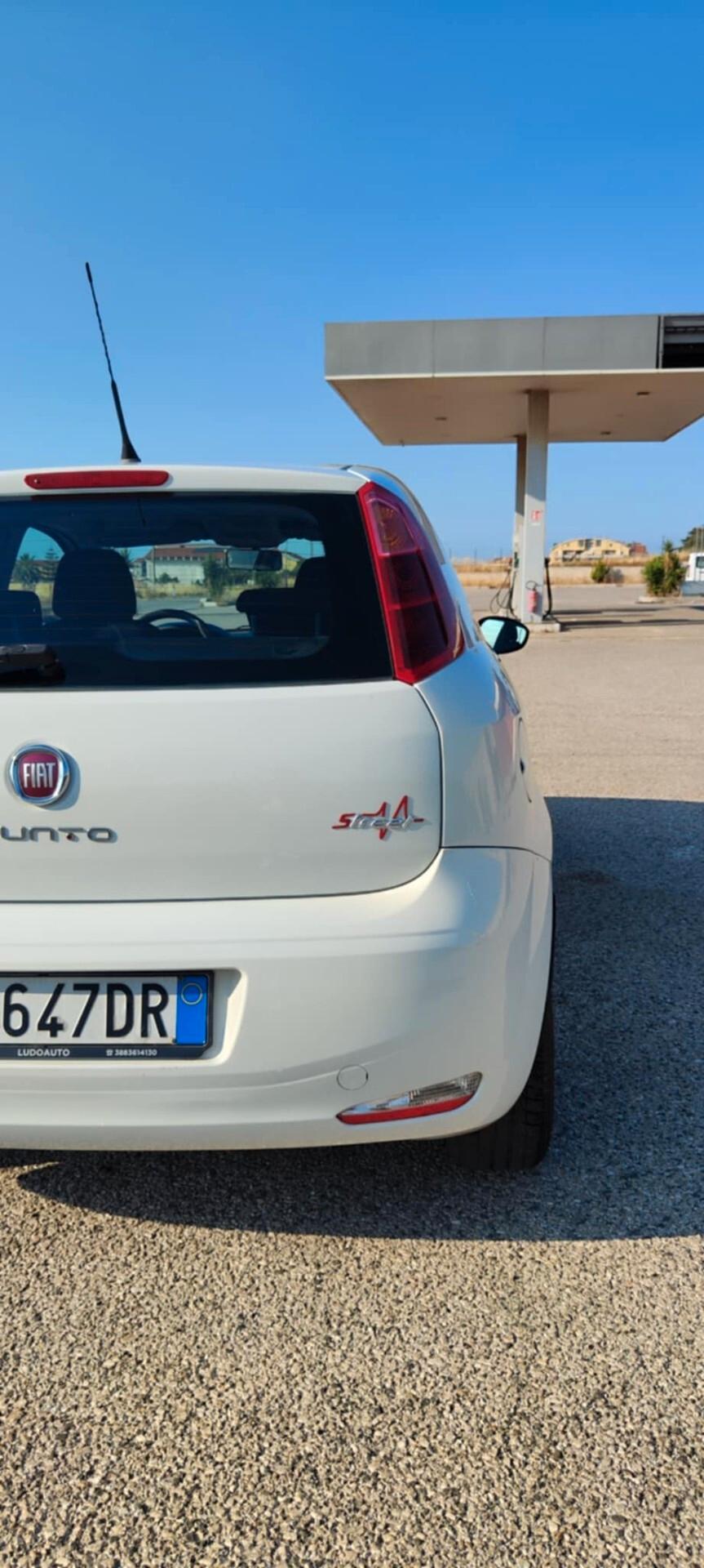 Fiat Punto 1.3 MJT II 75 CV 3 porte Street