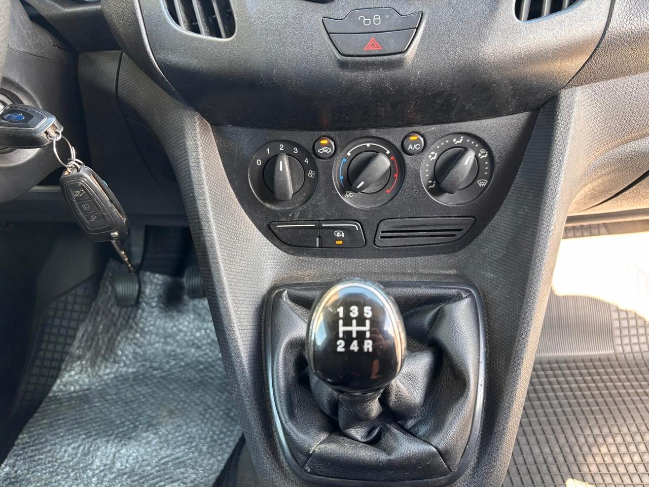 Ford transit connect 3 POSTI 15.tdci 100cv E6