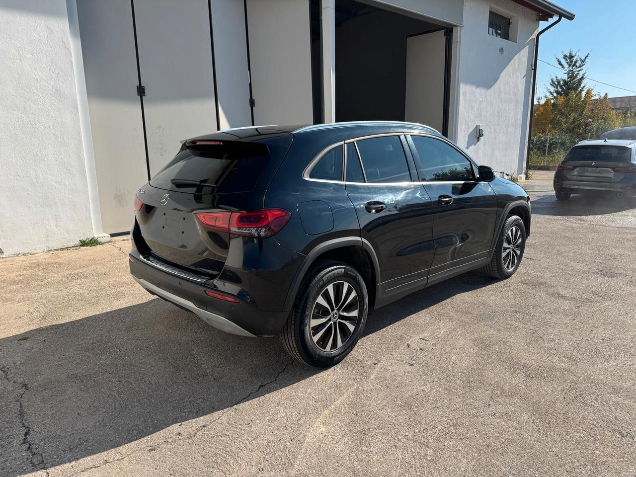 Mercedes-Benz GLA 250 e phev eq-power START