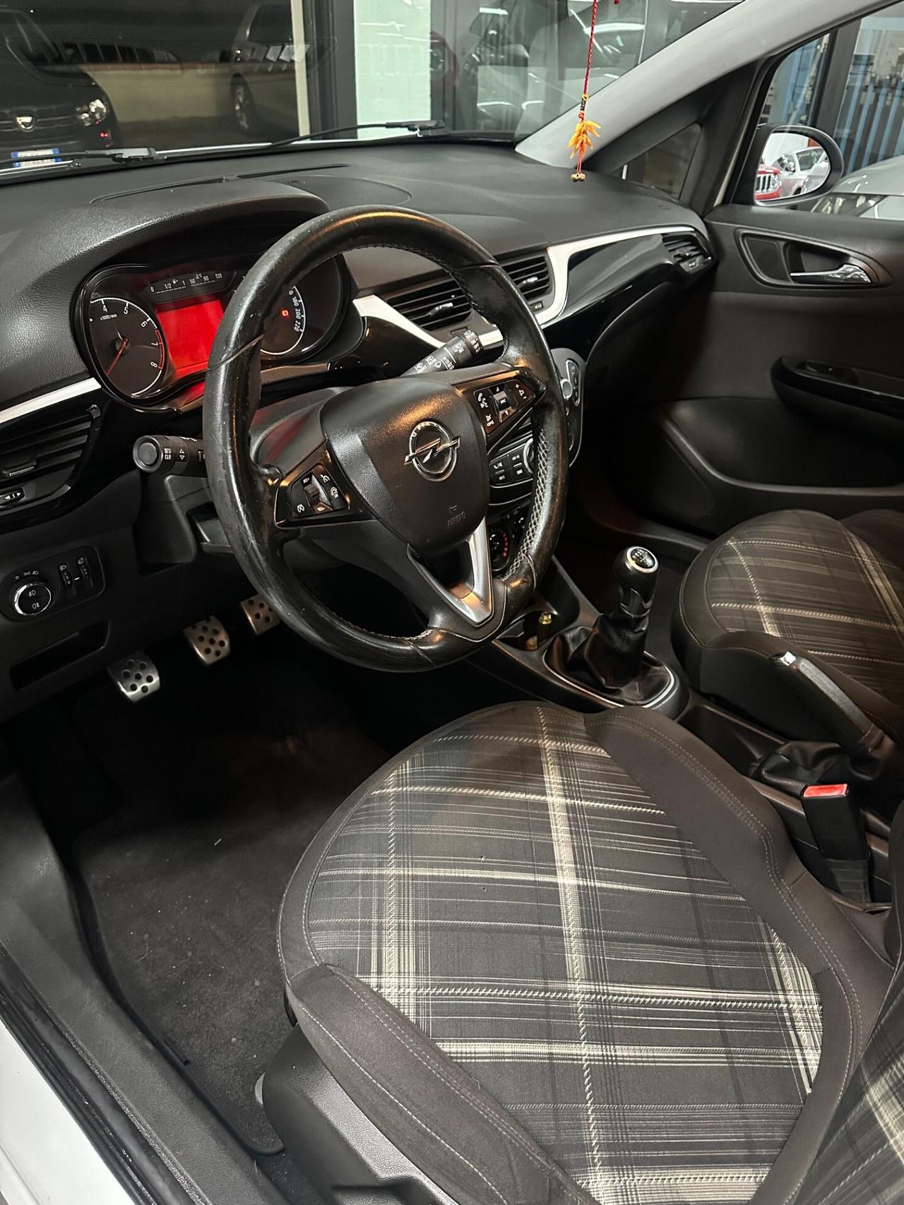 Opel Corsa 1.4 90CV GPL Tech 5 porte b-Color