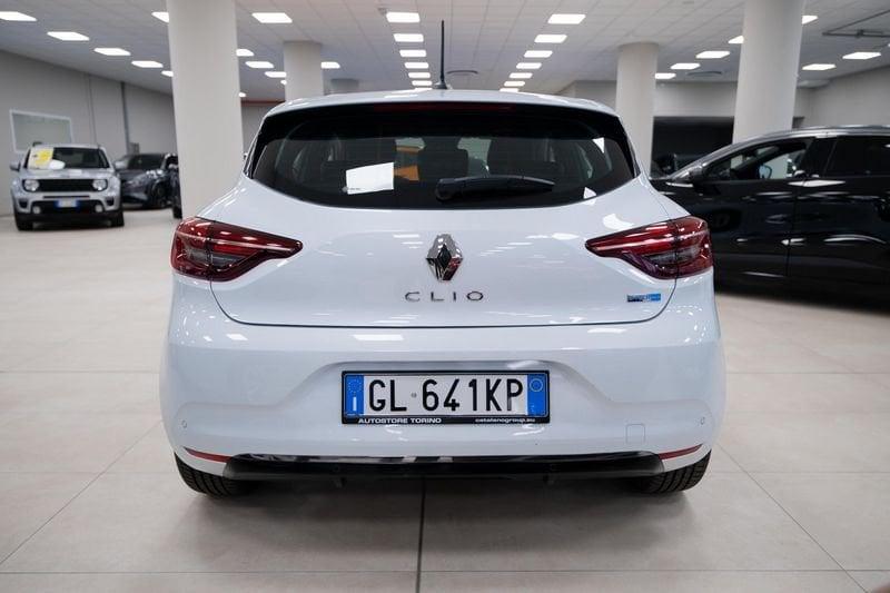 Renault Clio 1.6 E-Tech hybrid Intens 140cv auto my21