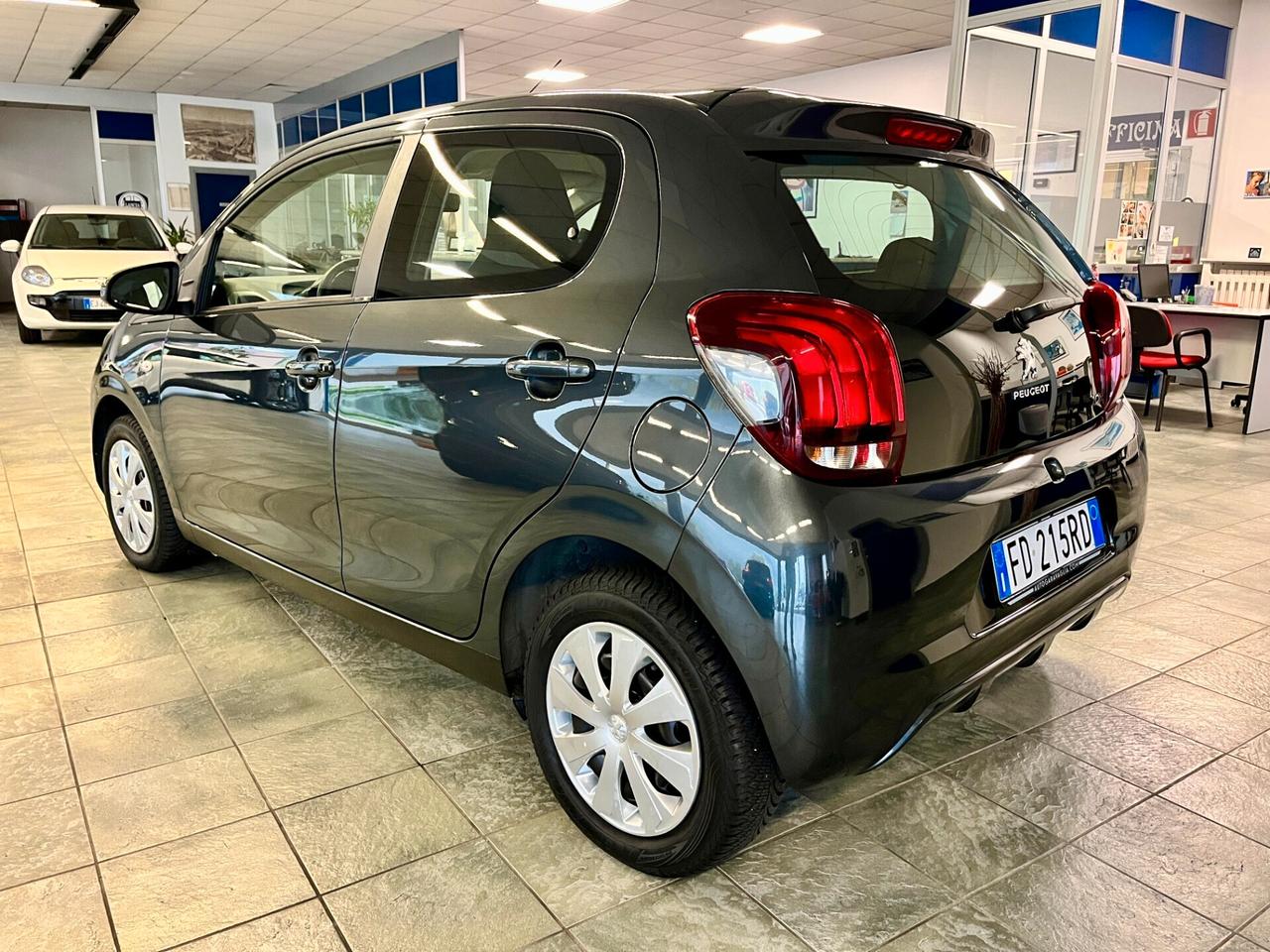 Peugeot 108 VTi 5 porte Active-NEOPATENTATI-