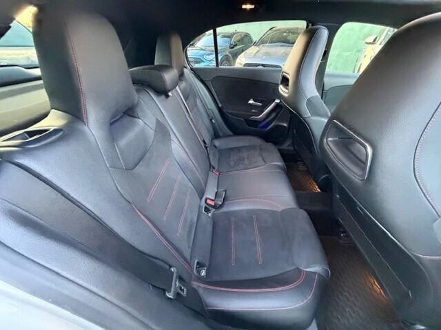 Mercedes-benz A 200 d AMG Premium