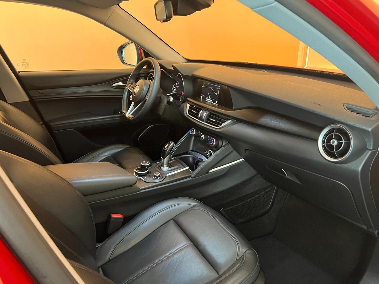 Alfa Romeo Stelvio 2.2 Turbodiesel 180 CV AT8 RWD Business