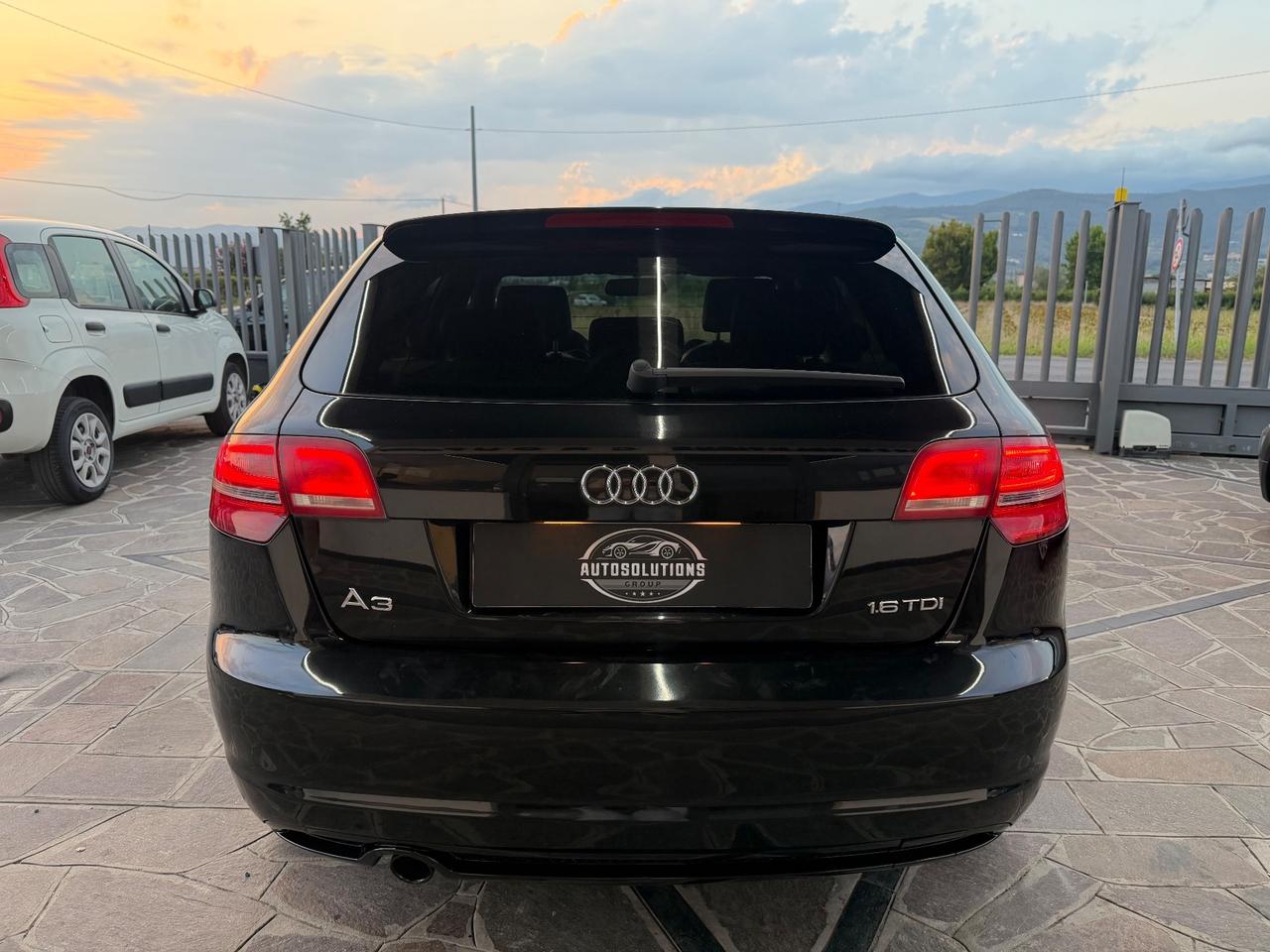 Audi A3 Sportback 1.6 105cv S-Line Total Black