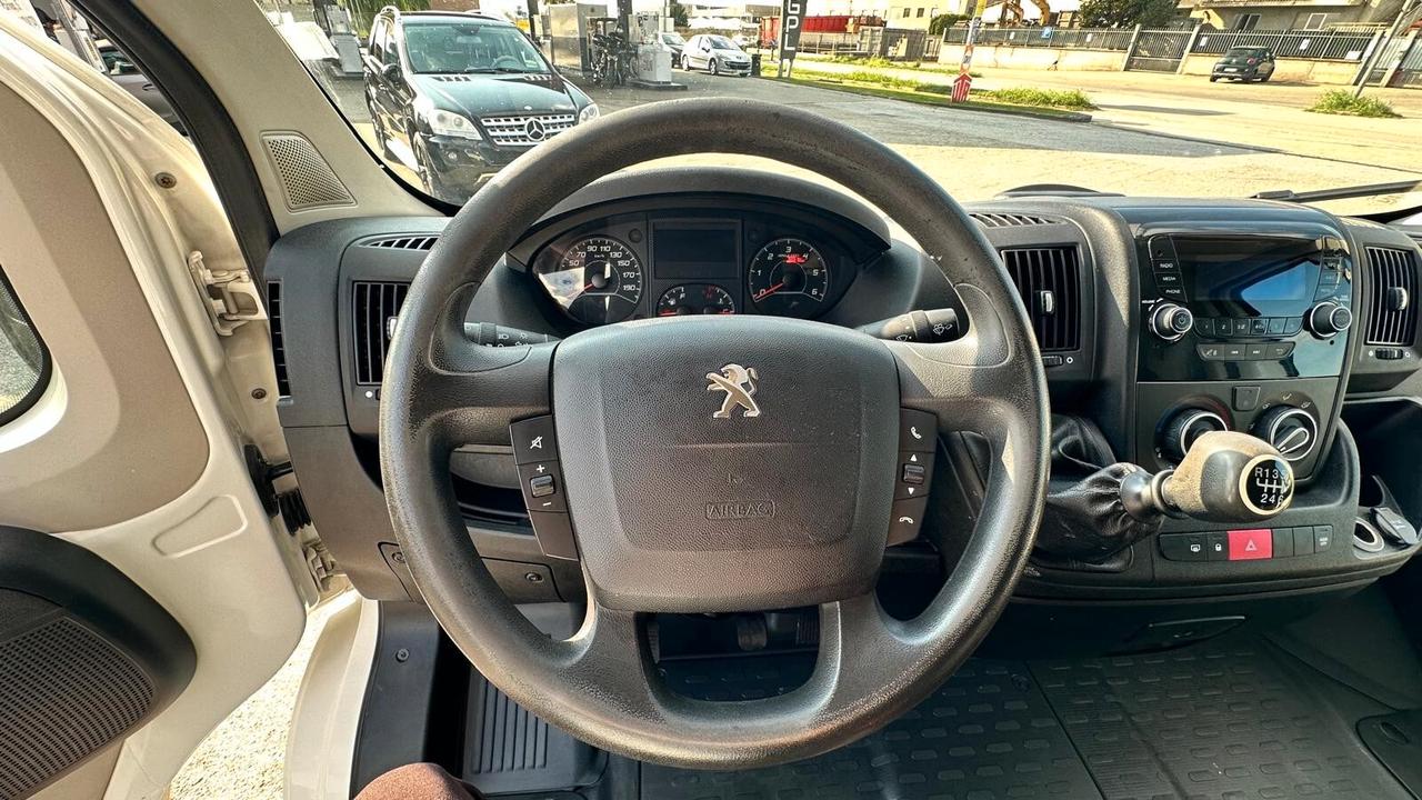 Peugeot BOXER AUTOCARRO