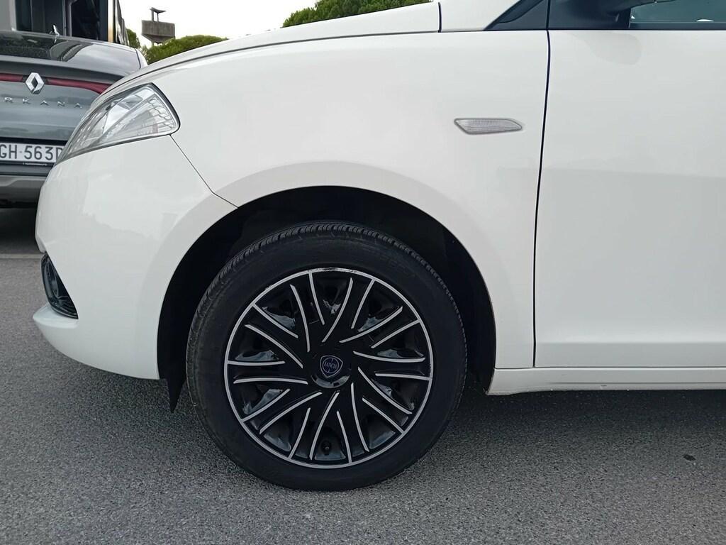 Lancia Ypsilon 5 Porte 1.2 Gold