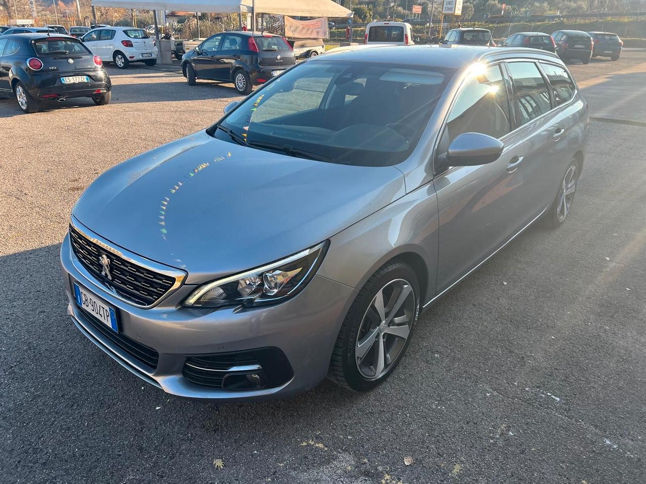 Peugeot 308 BlueHDi 130 S&S Allure