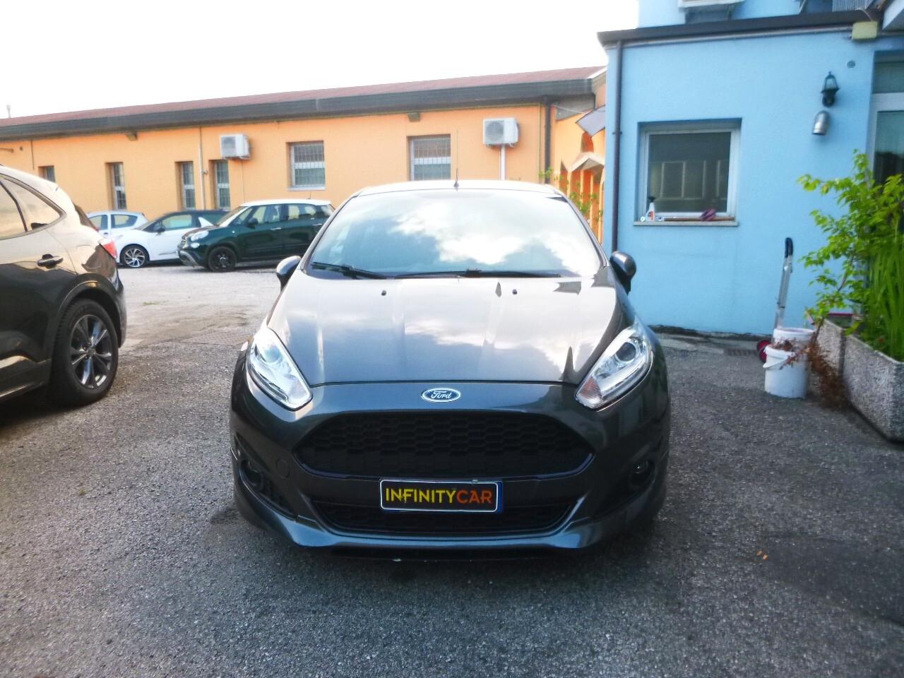 Ford Fiesta 1.5 TDCi 75CV 5 porte ST-Line NEOPATENTATI