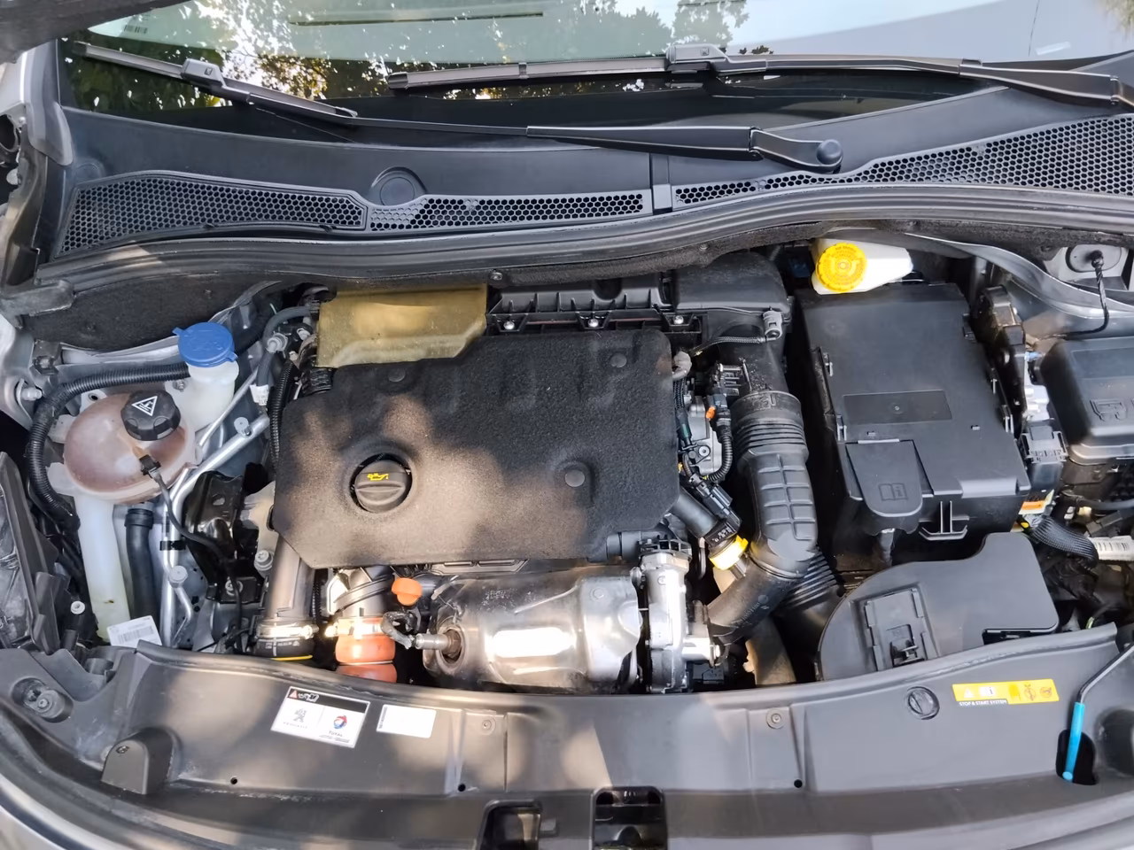 Peugeot 2008 BlueHDi 120 EAT6 S&S Allure