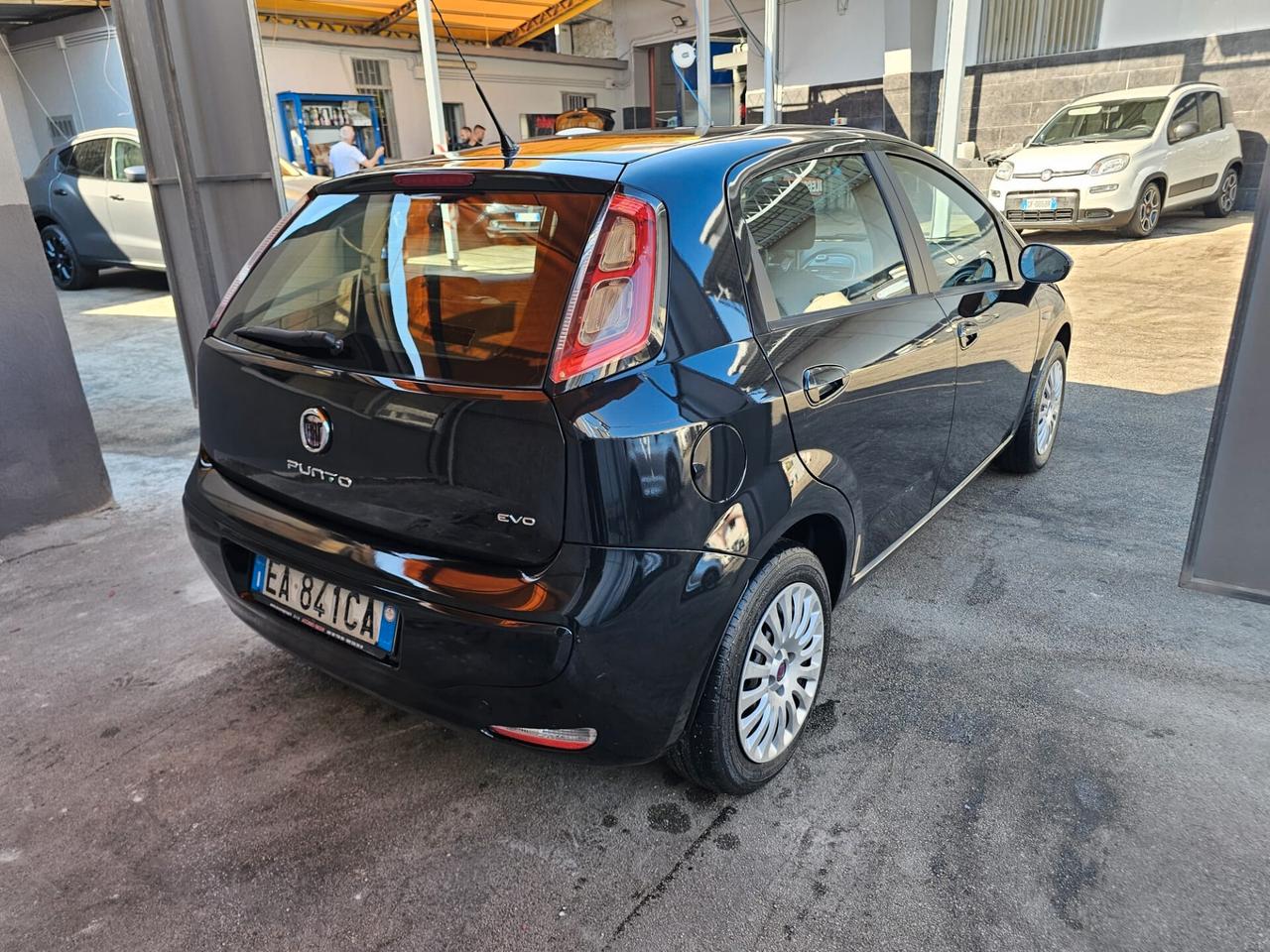 Fiat Grande Punto 1.4 GPL 5p. Actual Van 4pti