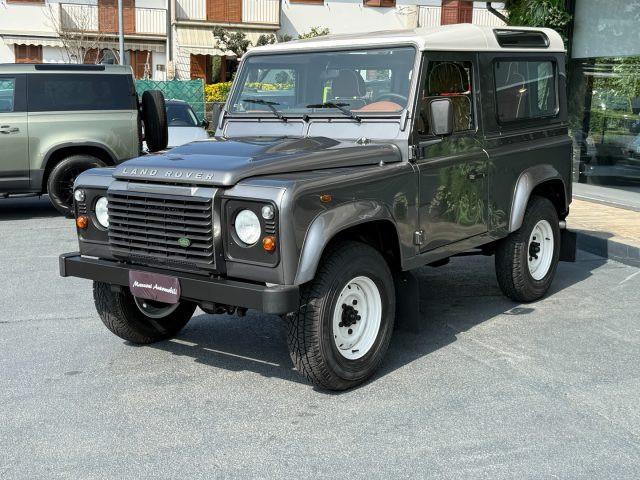 LAND ROVER Defender 90 2.4 S TD4 Station Wagon