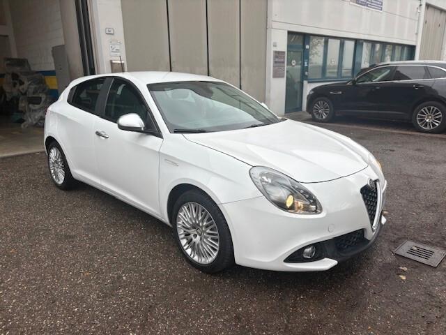 Alfa Romeo Giulietta 1.6 JTDm TCT 120 CV Super