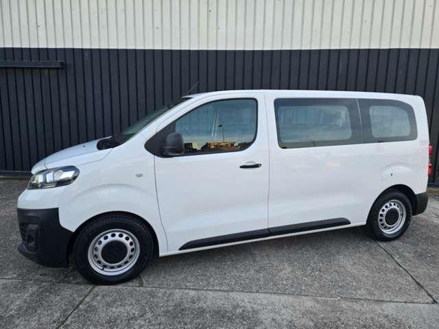 Opel Vivaro L2 VETTURA PASSO LUNGO 9 POSTI PARI AL NUOVO!