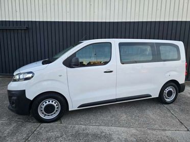 Opel Vivaro L2 VETTURA PASSO LUNGO 9 POSTI PARI AL NUOVO!
