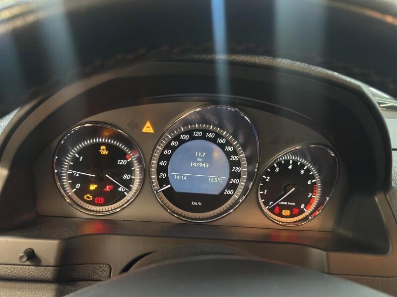 MERCEDES Classe C (W/S204) C 200 CGI BlueEFFI...