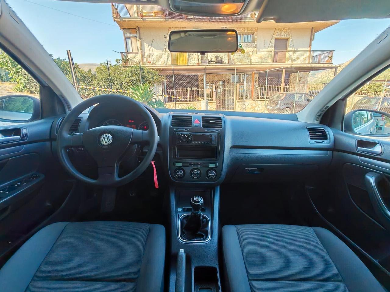 Volkswagen Golf 1.9 TDI DPF 5p. Comfort. BlueMot.