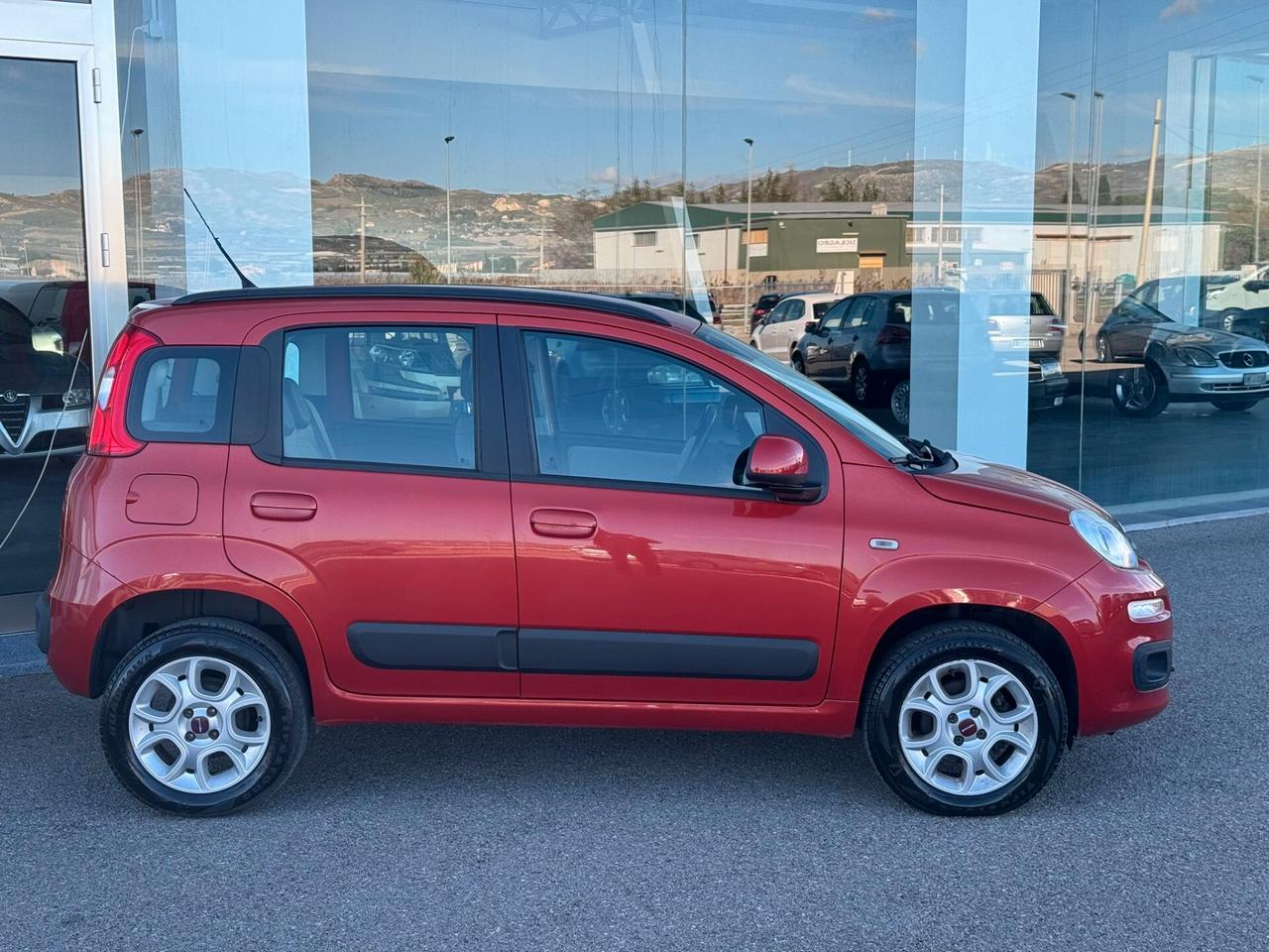 Fiat Panda 0.9 TwinAir Turbo Natural Power Lounge