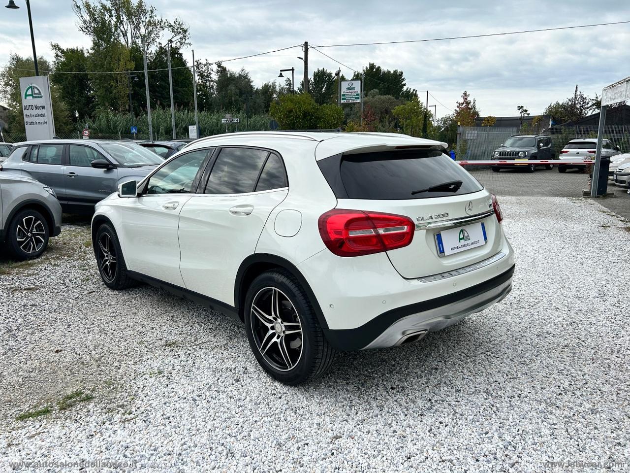 MERCEDES-BENZ GLA 200 CDI Automatic Premium