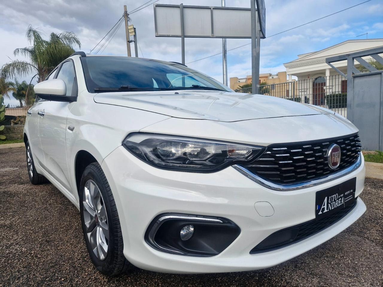 Fiat Tipo 1.3 Mjt Sw Lounge navig led 2021
