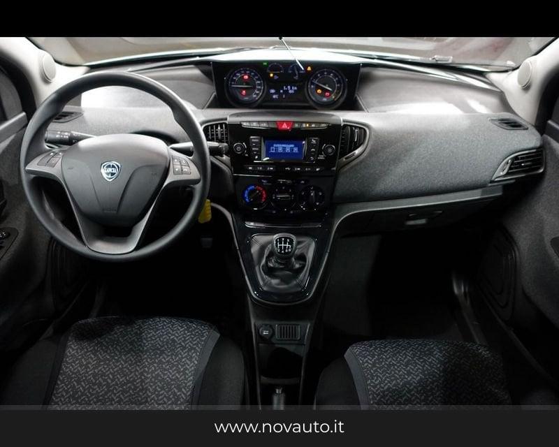 Lancia Ypsilon 1.0 FireFly 70cv Hybrid Silver Plus