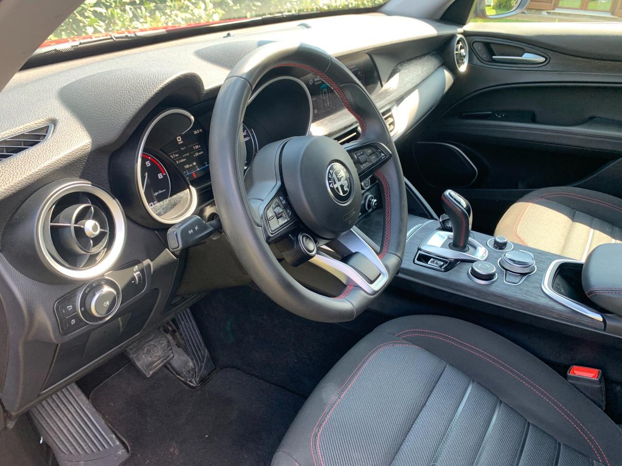 Alfa Romeo Stelvio 2.2 Turbodiesel 190 CV AT8 Q4 Business