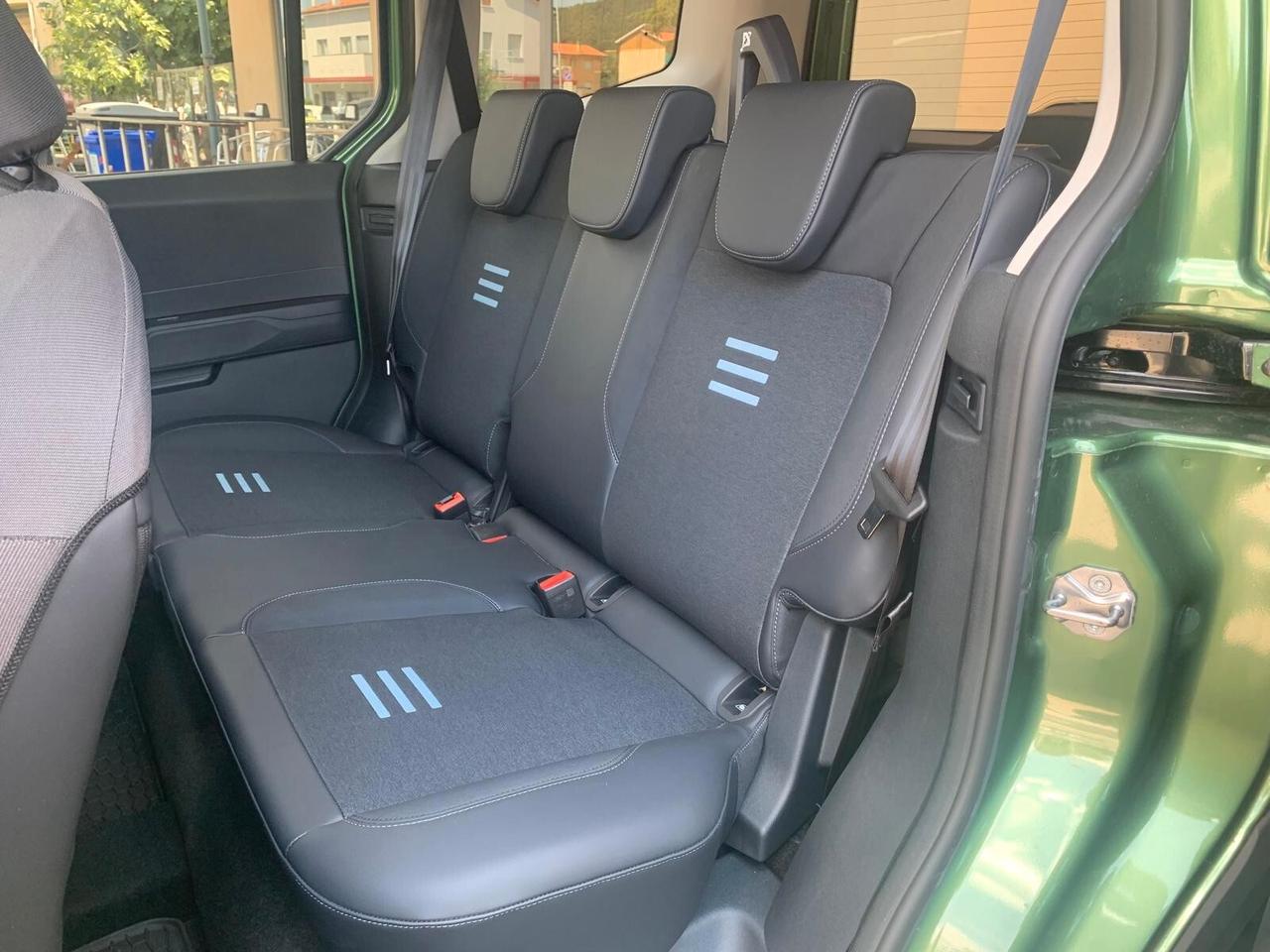 Ford Tourneo Courier 1.0 Active Unicop. 7 a garanzia