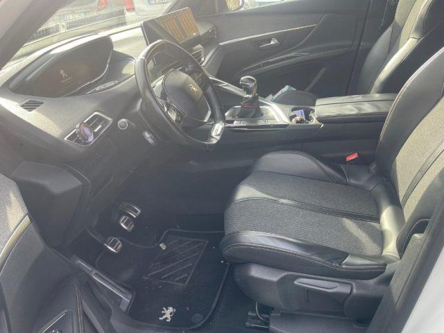 PEUGEOT 5008 BlueHDi 130 S&S GT Line