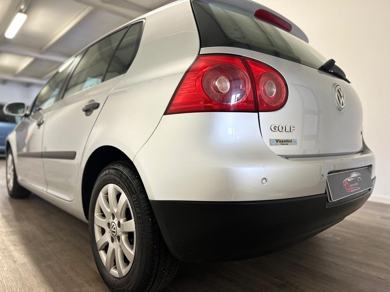 Volkswagen Golf 1.6 5p. Comfortline