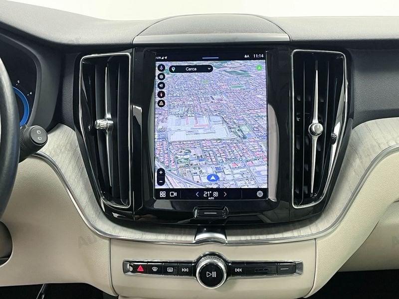 Volvo XC60 XC60 B4 (d) 197CV AUT AWD PLUS DARK