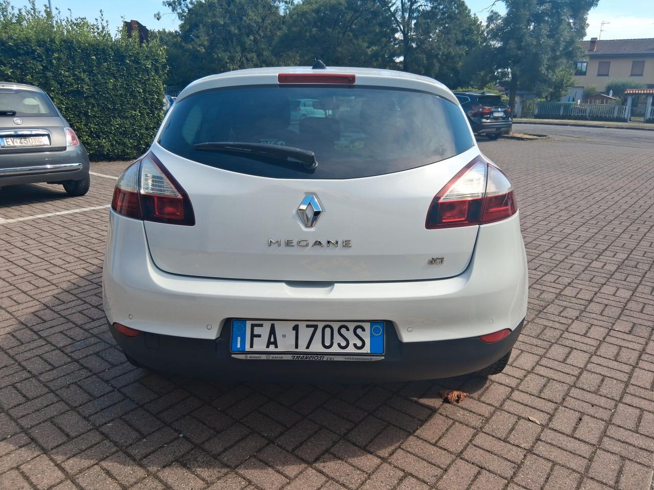 CELL 320 147 1147 WUATSAPP 3276540940. Megane Mégane 1.5 dCi 95CV SporTour Limited
