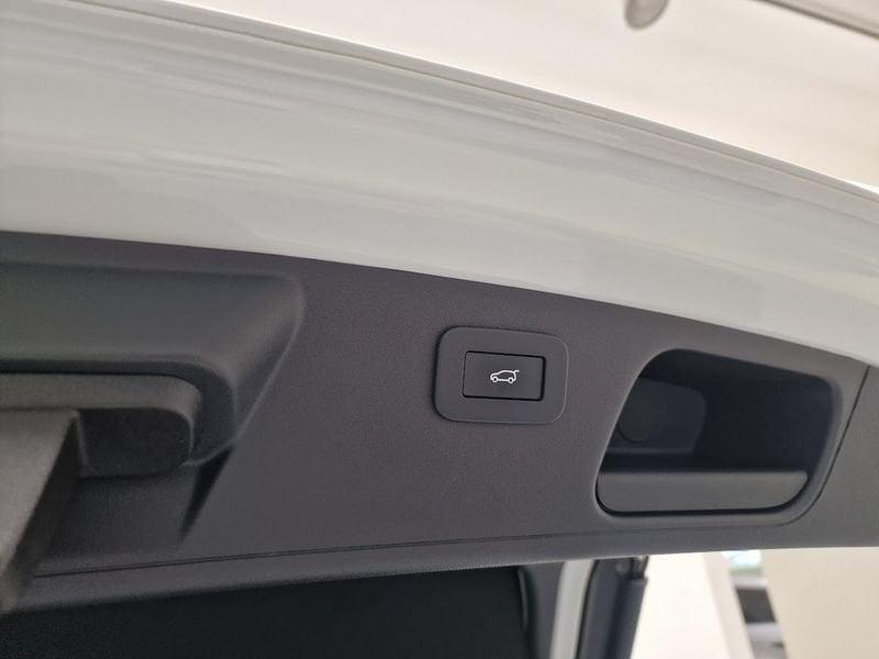 Jaguar E-Pace 1.5 P300e R-DYNAMIC SE AUTO 4WD - IVA ESPOSTA