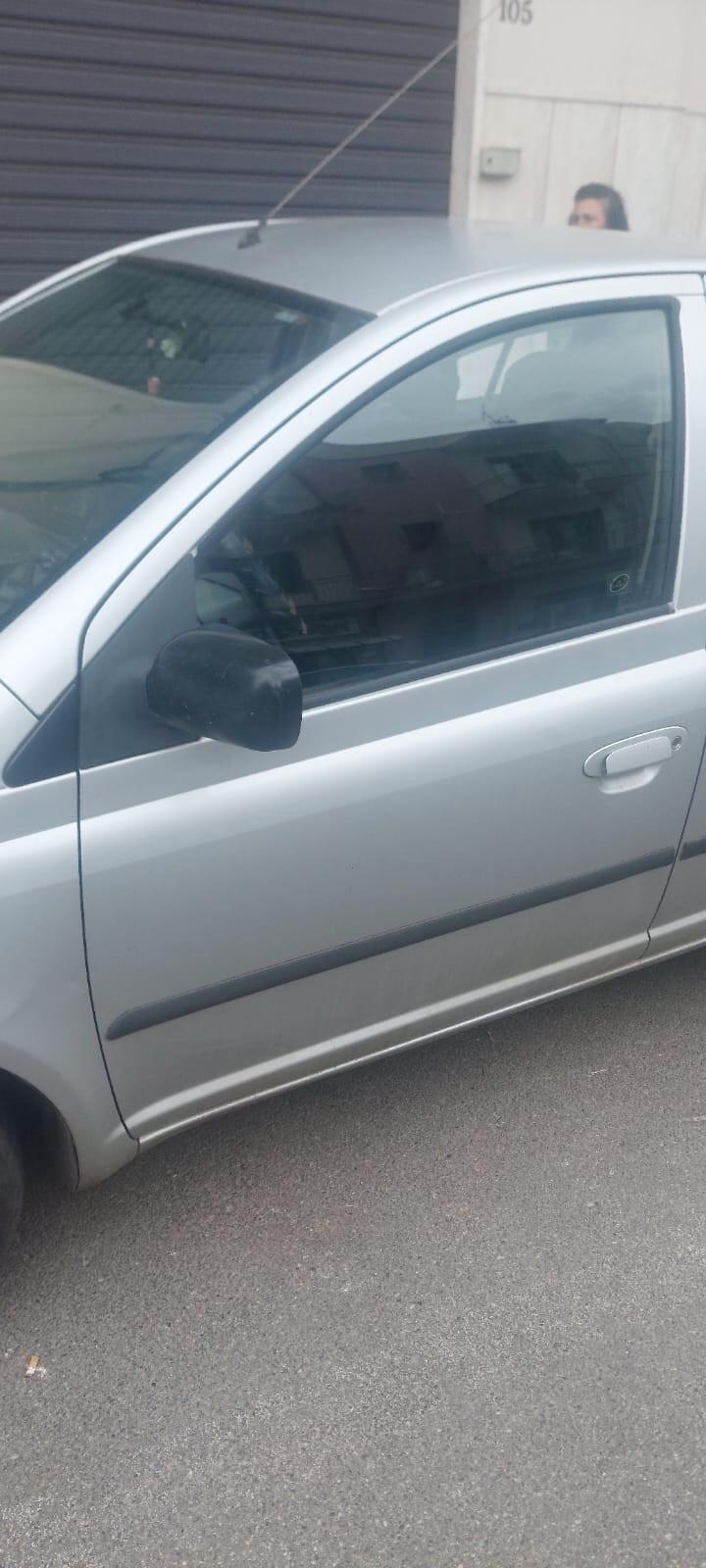 Toyota Yaris 1.0i 16V cat 3 porte Sol