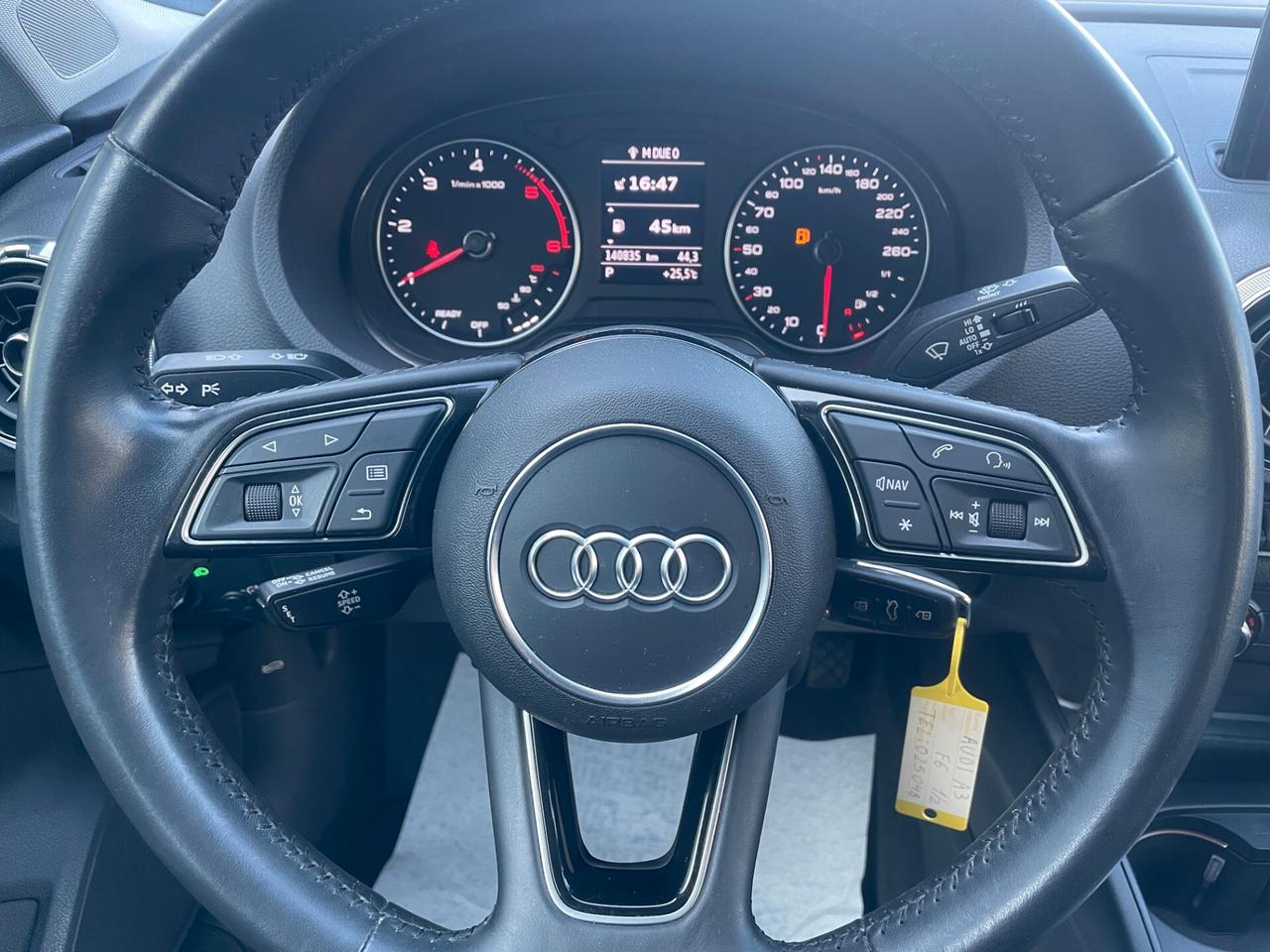 Audi A3 Sedan 30 TDI S tronic Business