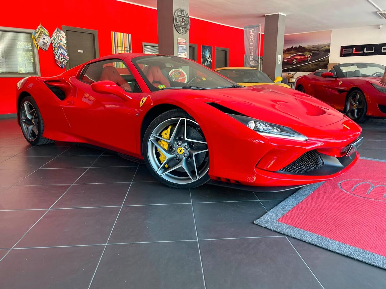 FERRARI F8 SPIDER 720cv IPERFULL