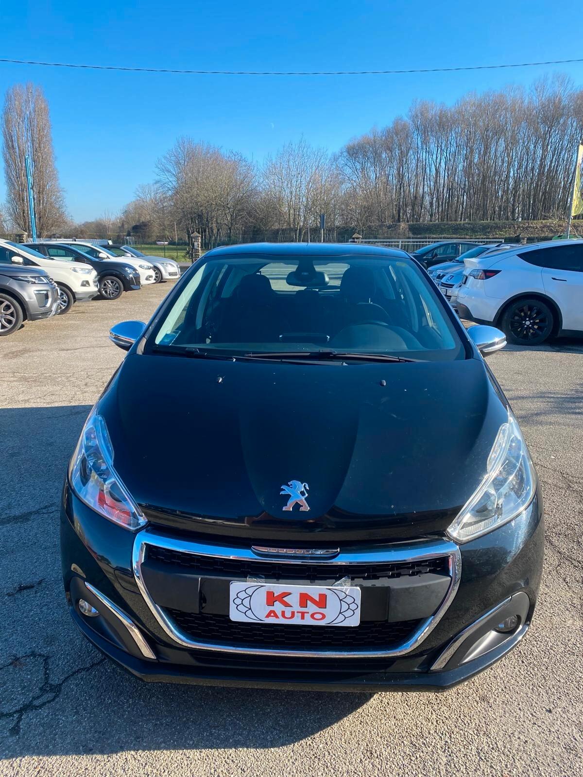 Peugeot 208 PureTech 82 5 porte Allure