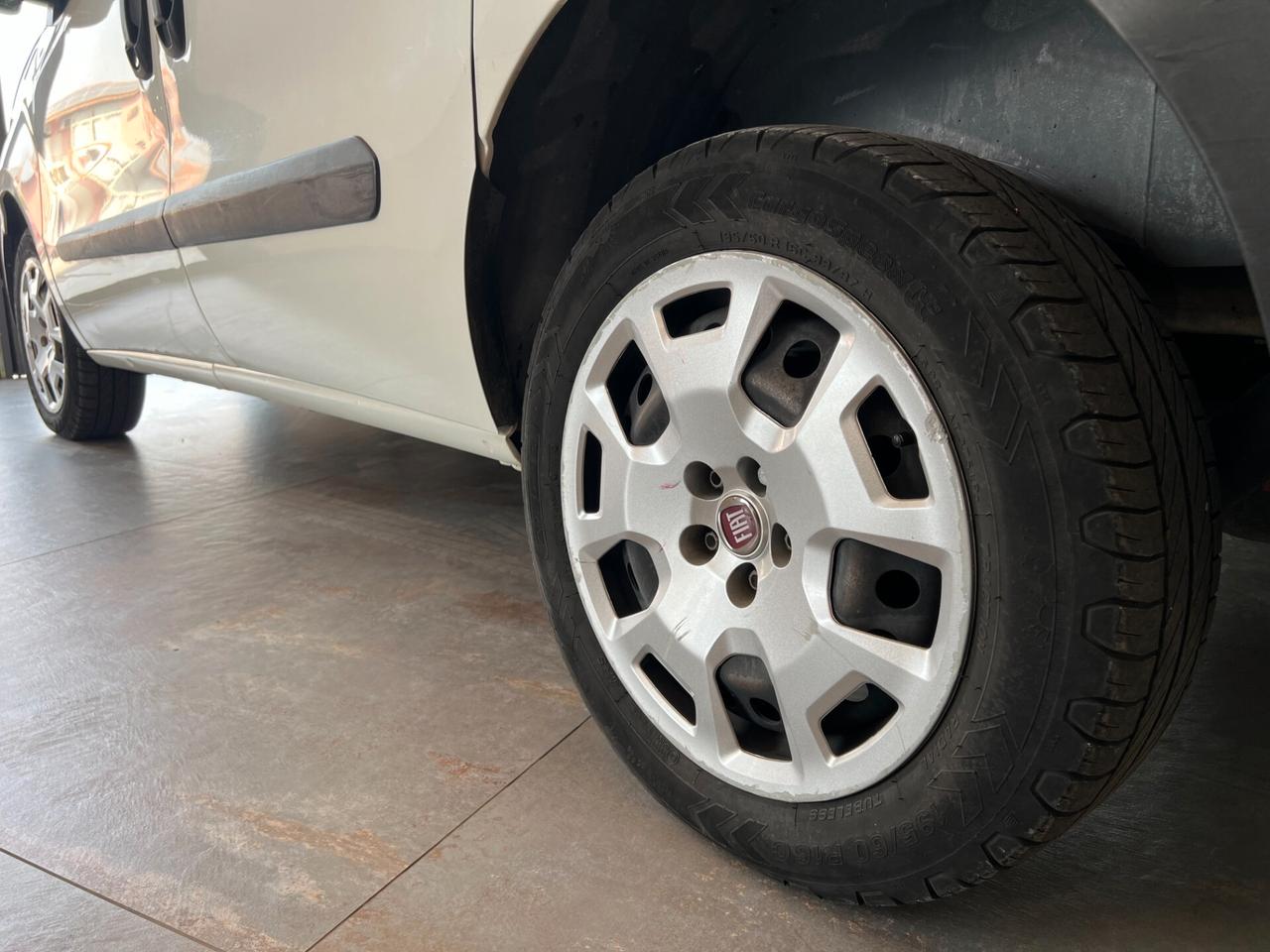 Fiat Doblo Doblò 1.4 T-Jet Natural Power SX 3 posti