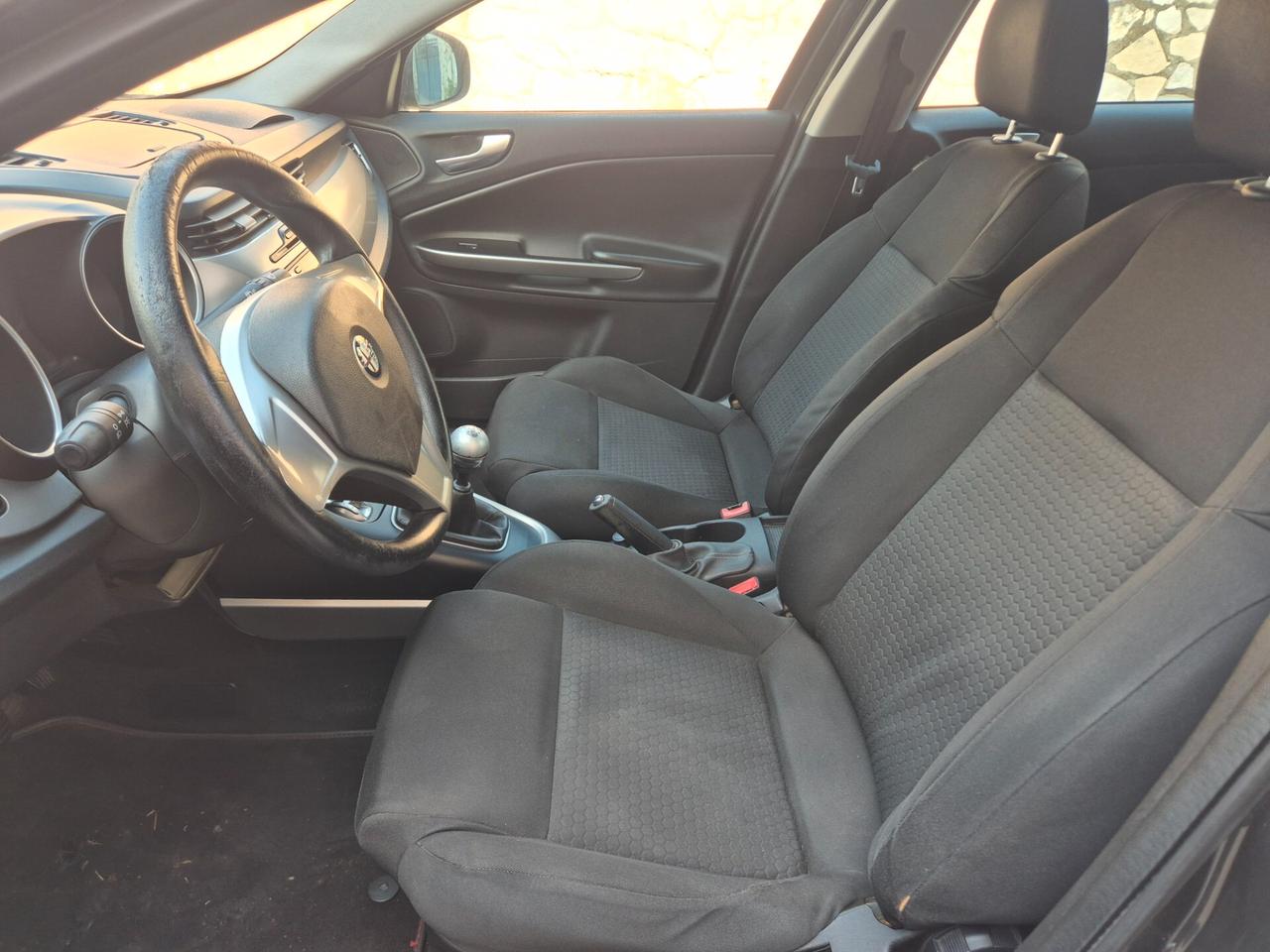 ALFA ROMEO GIULIETTA 1.6 M.JET NUOVISSIMA 2011